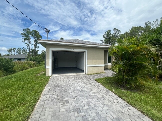 Primary Photo - MUST SEE -2/2/1+OPEN DEN-DUPLEX IN GREENBR...