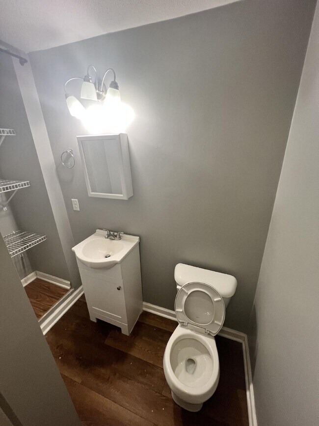 Building Photo - "1-Bedroom upstairs apartment on Main St with Full Bath in West Point!"