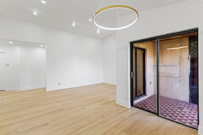 Building Photo - 6225 NW 171st St