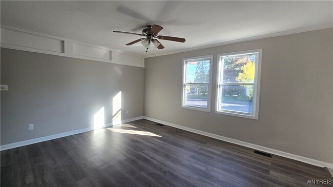 Building Photo - 5422 Transit Rd