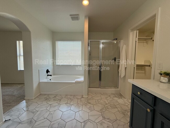 Building Photo - 20858 N 90th Ave