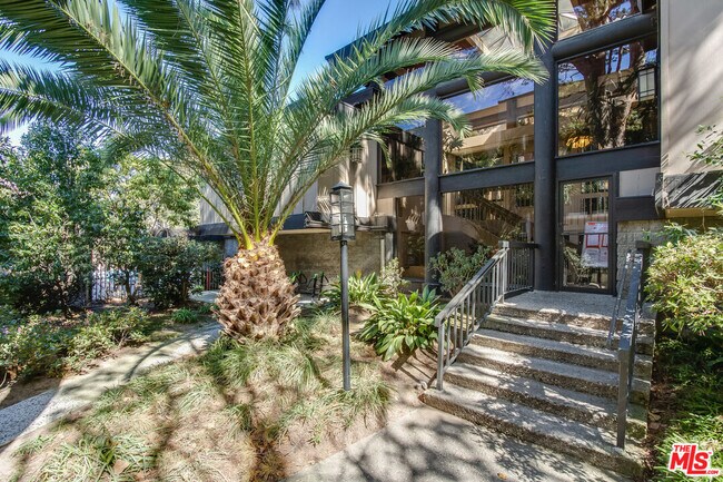 Building Photo - 4207 Raintree Cir