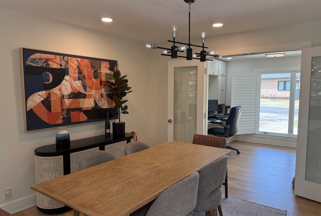 Building Photo - 11303 Madrid Dr