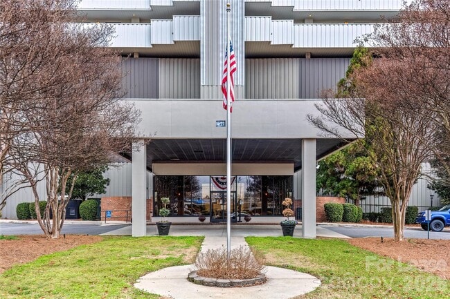 Building Photo - 4721 Morehead Rd