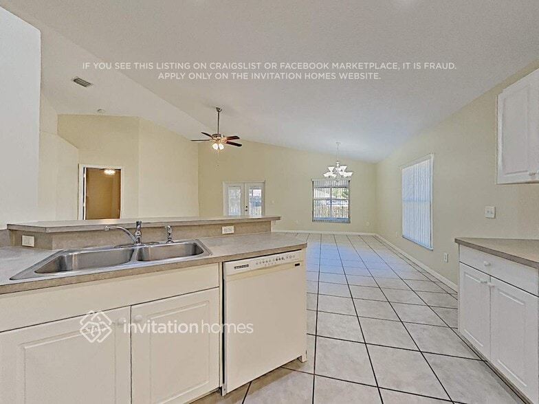 Building Photo - 5110 Volusia Ave