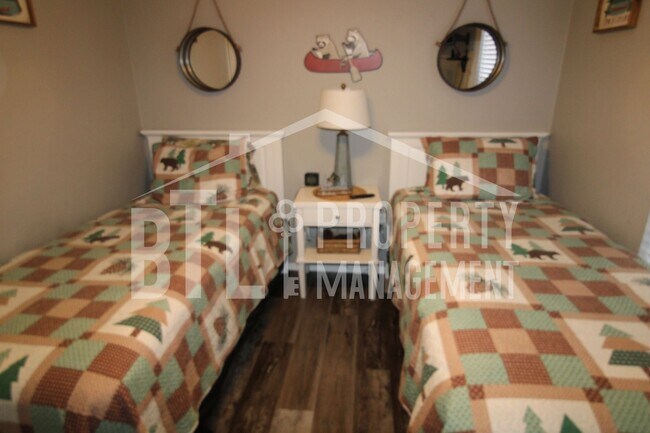 Building Photo - Beautifully Furnished 3 Bedroom Condo in Branson!