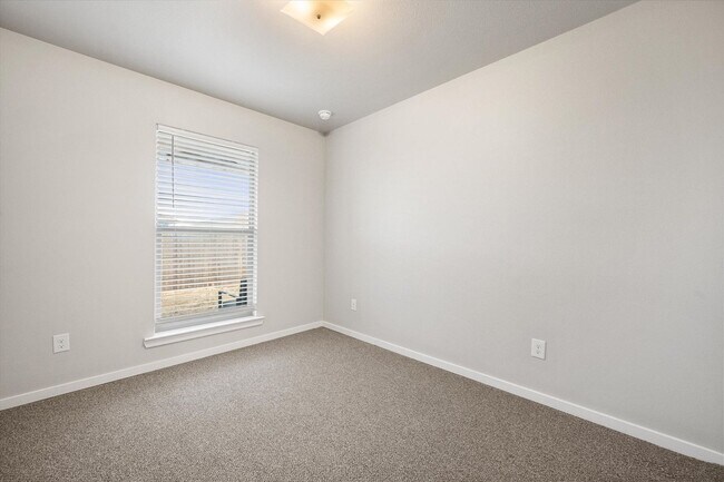 Building Photo - 14409 Avenue X