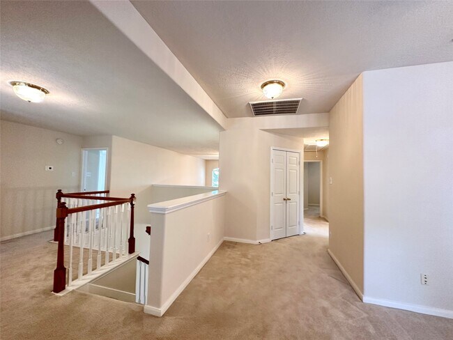 Building Photo - 12938 Deer Sage Ct