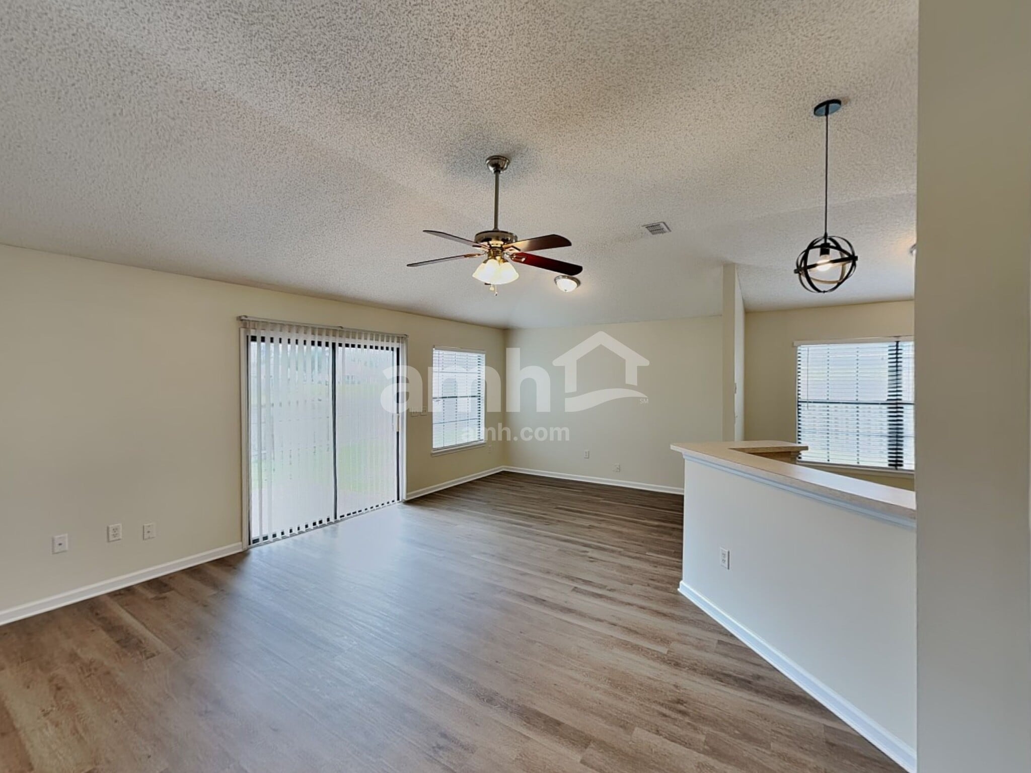 Building Photo - 3747 Alcove Dr