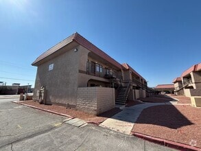 Building Photo - Don’t miss this beautifully updated 1-bedr...