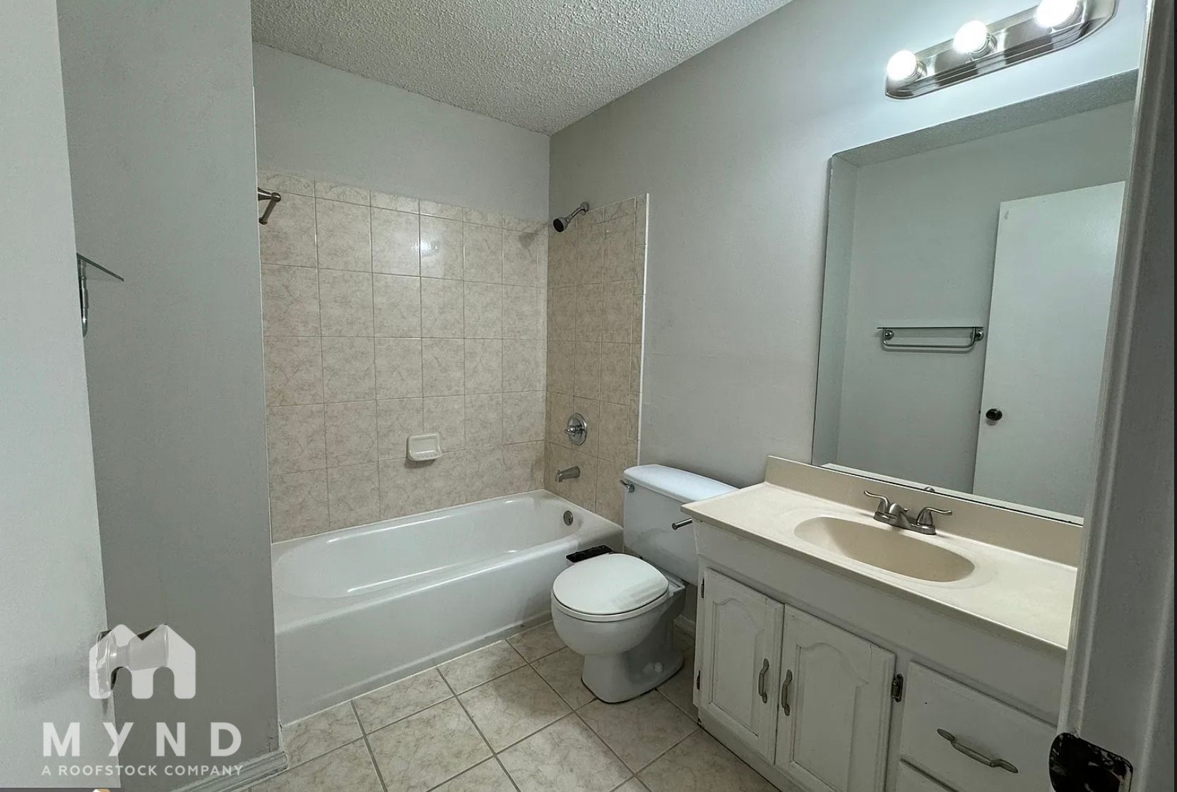Building Photo - 1302 Old Hammond Chase