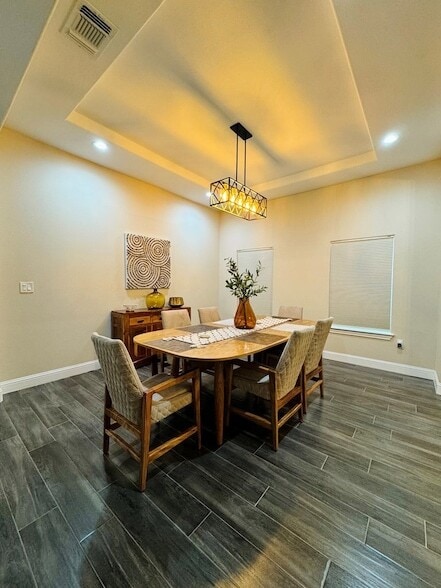 Building Photo - 2301 Lemonwood St