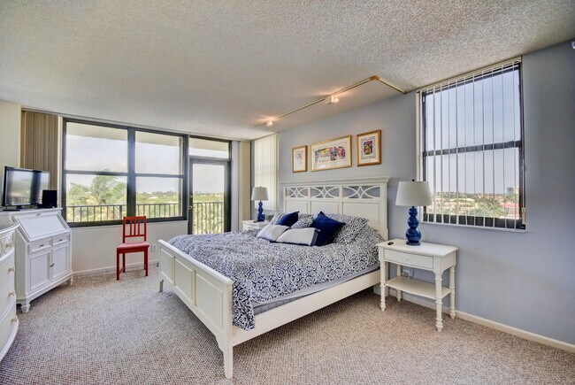 Building Photo - 4600 S Ocean Blvd