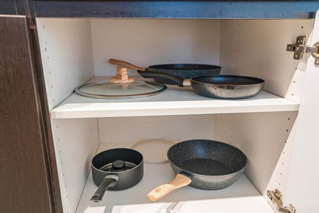 Building Photo - 333 E Roosevelt St