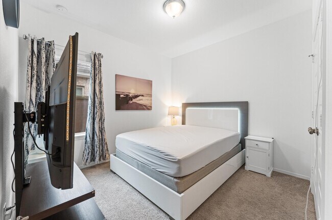 Building Photo - 23026 Undertaken Path