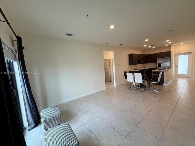 Building Photo - 8301 NW 41st St