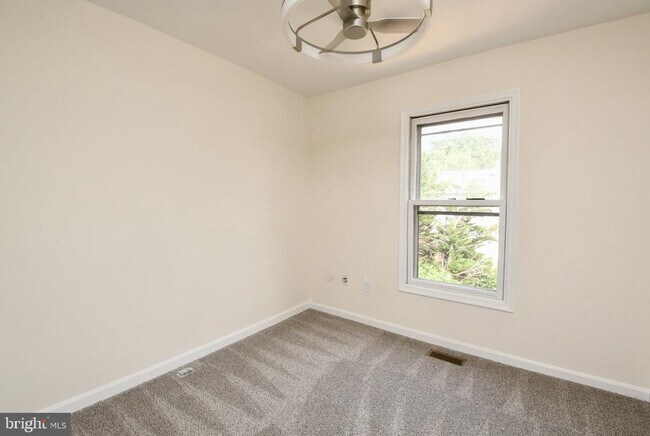 Building Photo - 10709 Gideon Ct