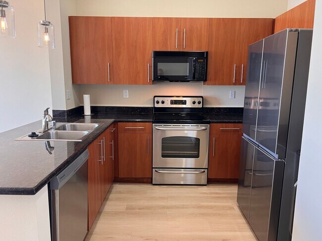 Building Photo - $2,350 1 bedroom 1 bathroom San Jose Brickyard Condo Near 280, Downtown SJ and SJSU