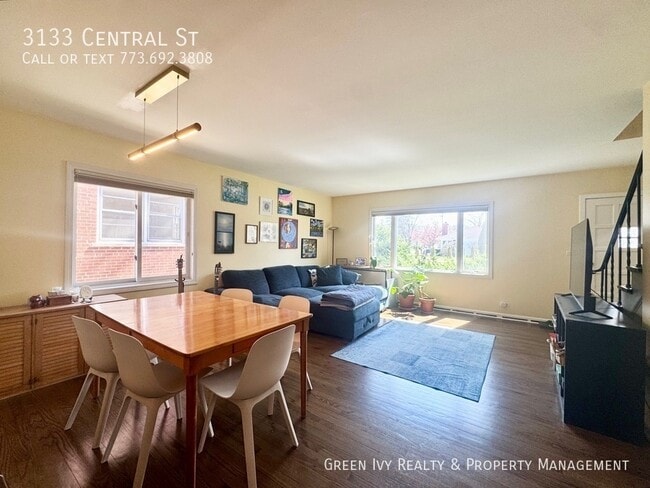 Building Photo - 3133 Central St