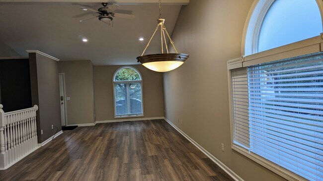 Dinning Area - 6054 Belmont Ct