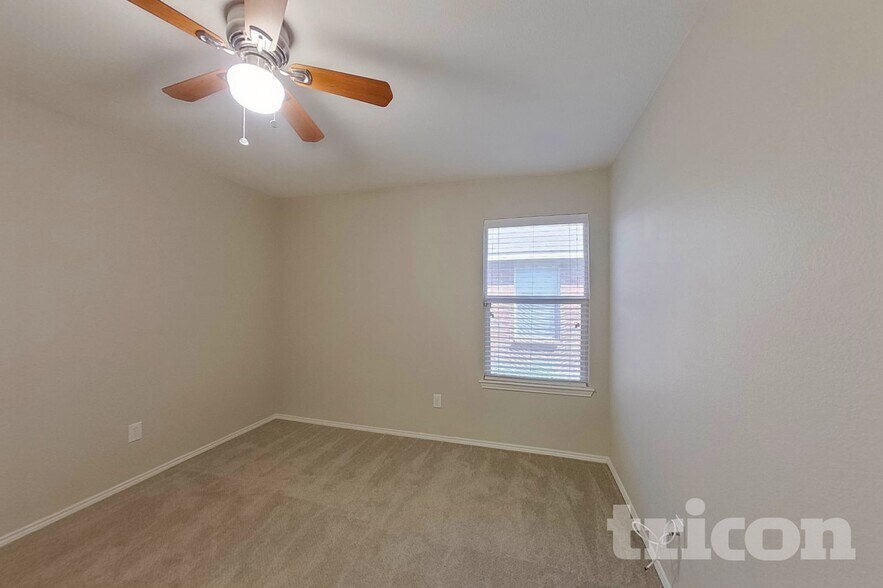 Building Photo - 2611 Frederick St