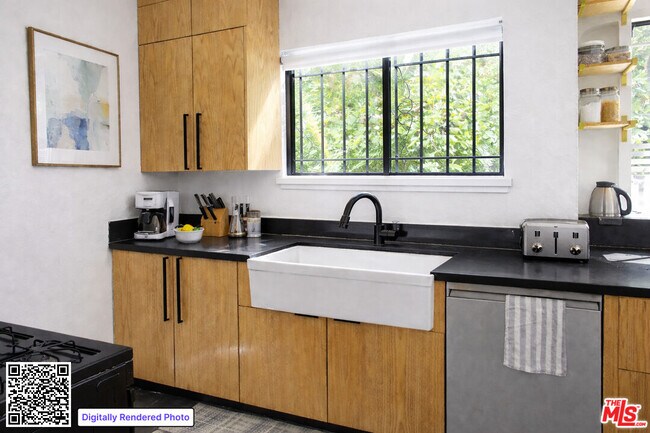 Building Photo - 835 N Ogden Dr