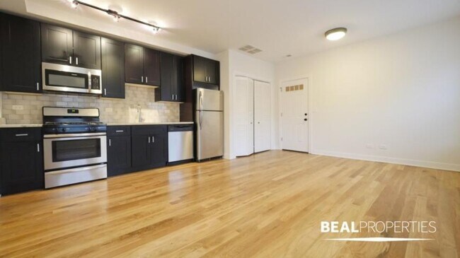 Building Photo - 0 bedroom in CHICAGO IL 60625