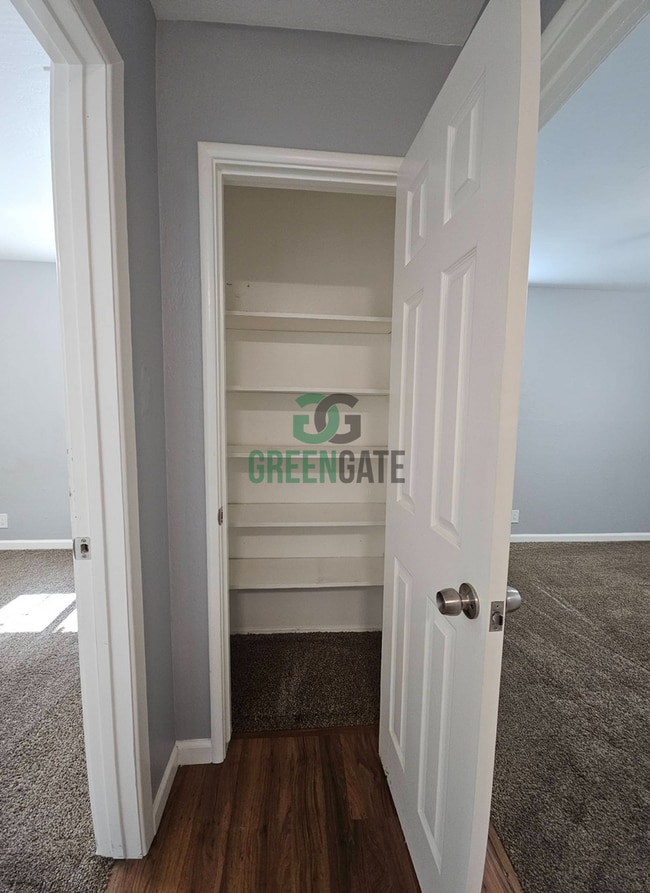 Building Photo - Rent Reduced! 3 Bedroom, 1 Bathroom Home W...