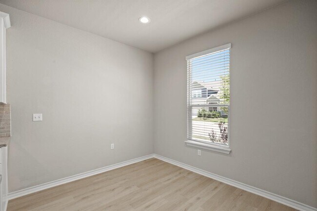 Building Photo - 11804 Clayton Creek Ave