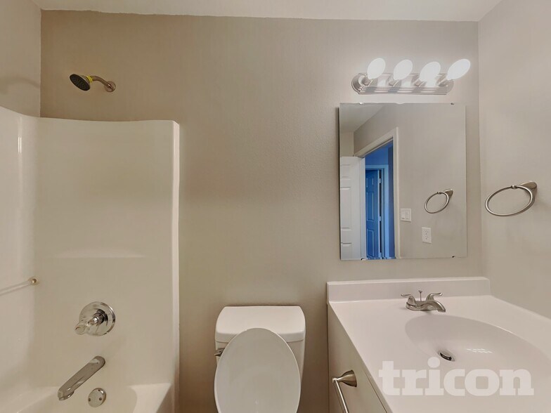 Building Photo - 2502 Bristlecone Dr
