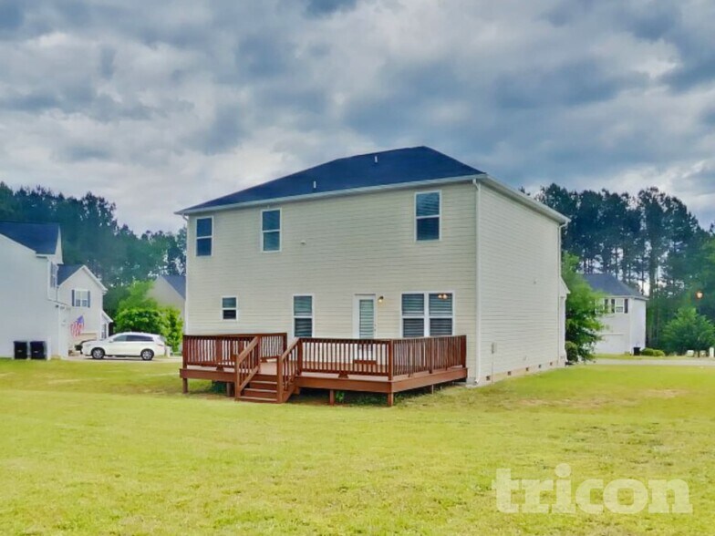 Building Photo - 27 Anna Maria Ct