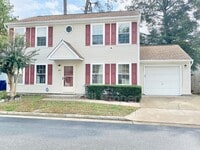 Building Photo - 204 Gate House Rd