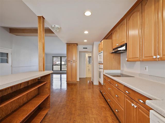 Building Photo - 923 Prestwick Ln