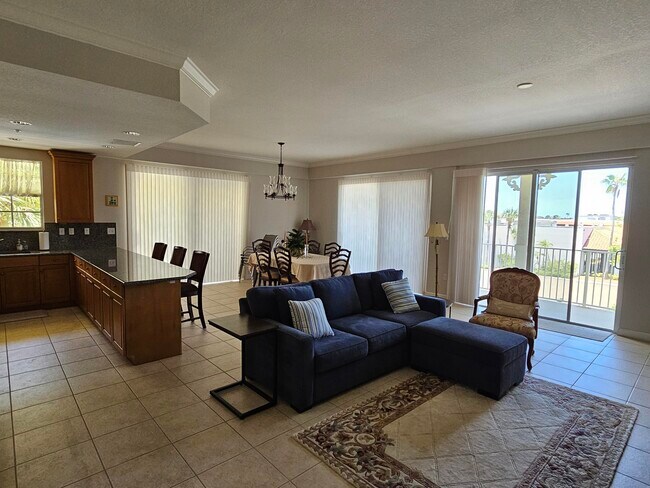 Building Photo - 800 Juno Ocean Walk