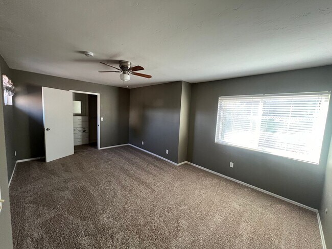 Building Photo - Stunning 4 Bedroom, 3 Bath Tierrasanta Hom...