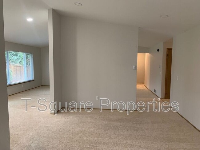 Building Photo - 14616 57th Dr SE