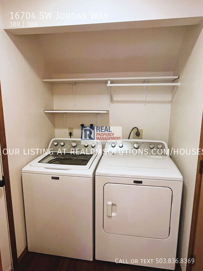 Building Photo - 16704 SW Jordan Way