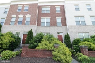Building Photo - 22702 Parkland Farms Terrace