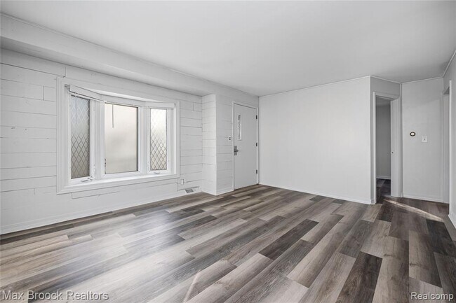 Building Photo - 19217 Birmingham St