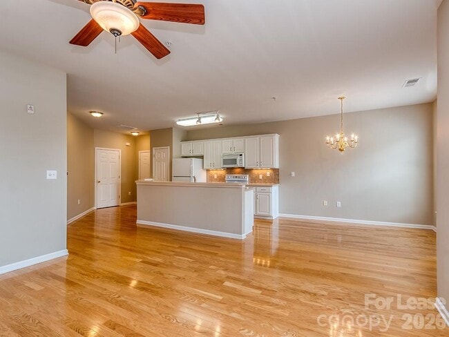 Building Photo - 14339 San Paolo Ln