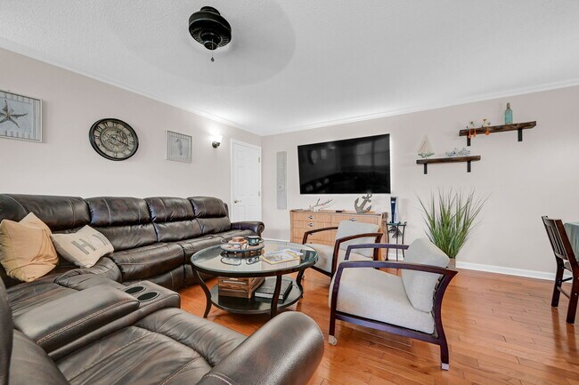 Building Photo - 97 Wharfside Dr