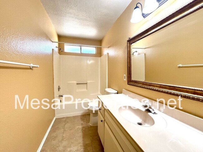 Building Photo - 16612 Osage Rd