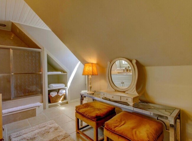 Building Photo - Executive Lakefront Retreat with Private P...