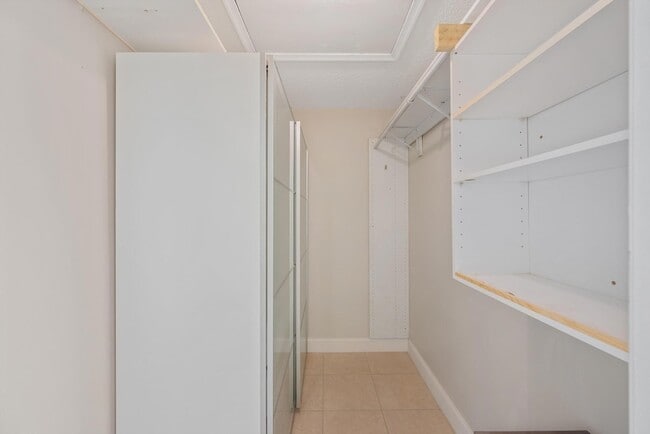 Building Photo - 8007 Ambach Way