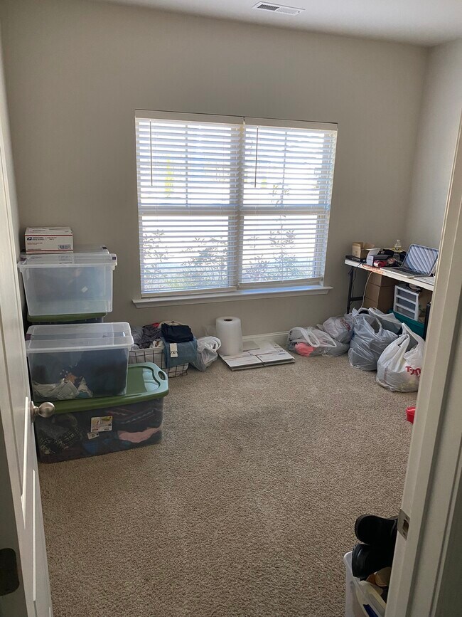 Building Photo - 6501 Jacaranda Dr NW