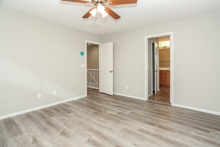 Building Photo - 7818 N Tay River Ct