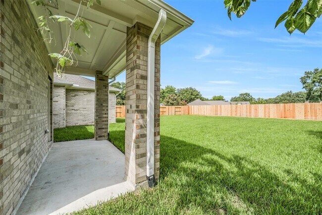 Building Photo - 11615 Moltere Dr