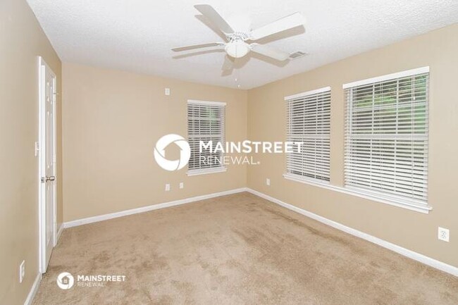 Building Photo - 5320 Brickleberry Way