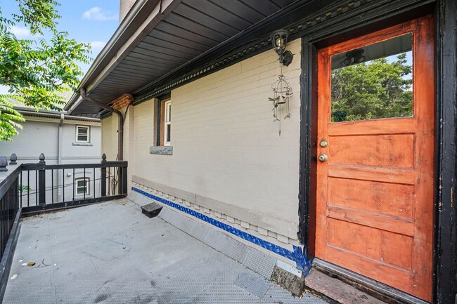 Building Photo - 1464 N Elizabeth St