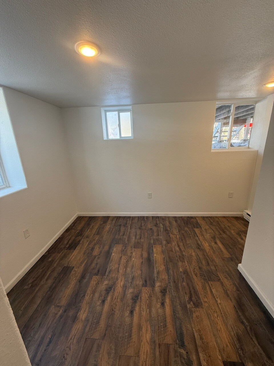 Building Photo - 118 Broadwater Ave